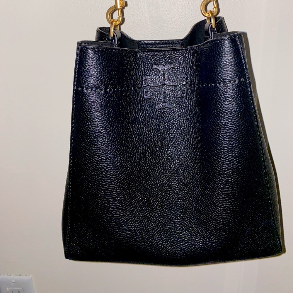 BRAND NEW!!!! Tory Burch Bucket Bag. + Dust Bag